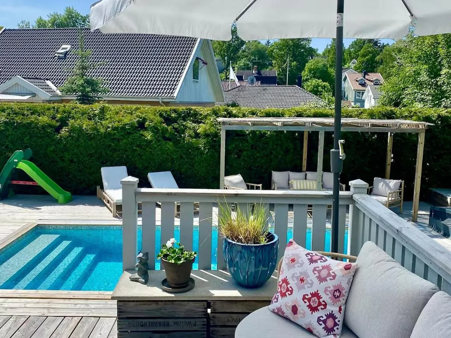 Luxury Family Retreat With Pool Villa Stockholm