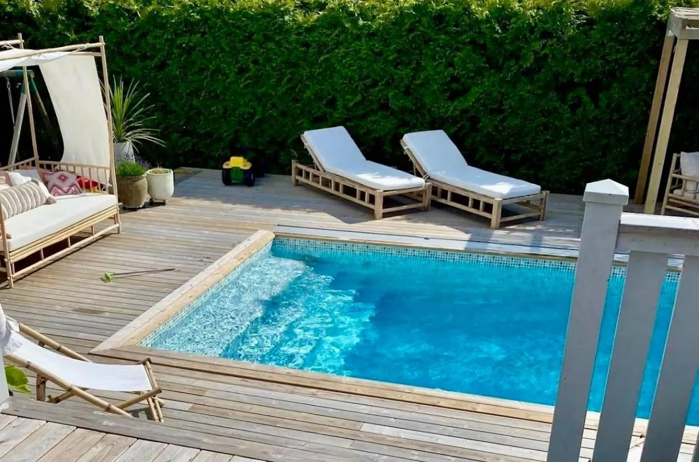 Luxury Family Retreat With Pool Villa Stokholm
